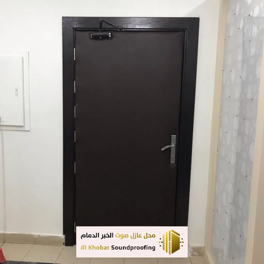 تركيب عازل صوت لباب الشقة في ا 5