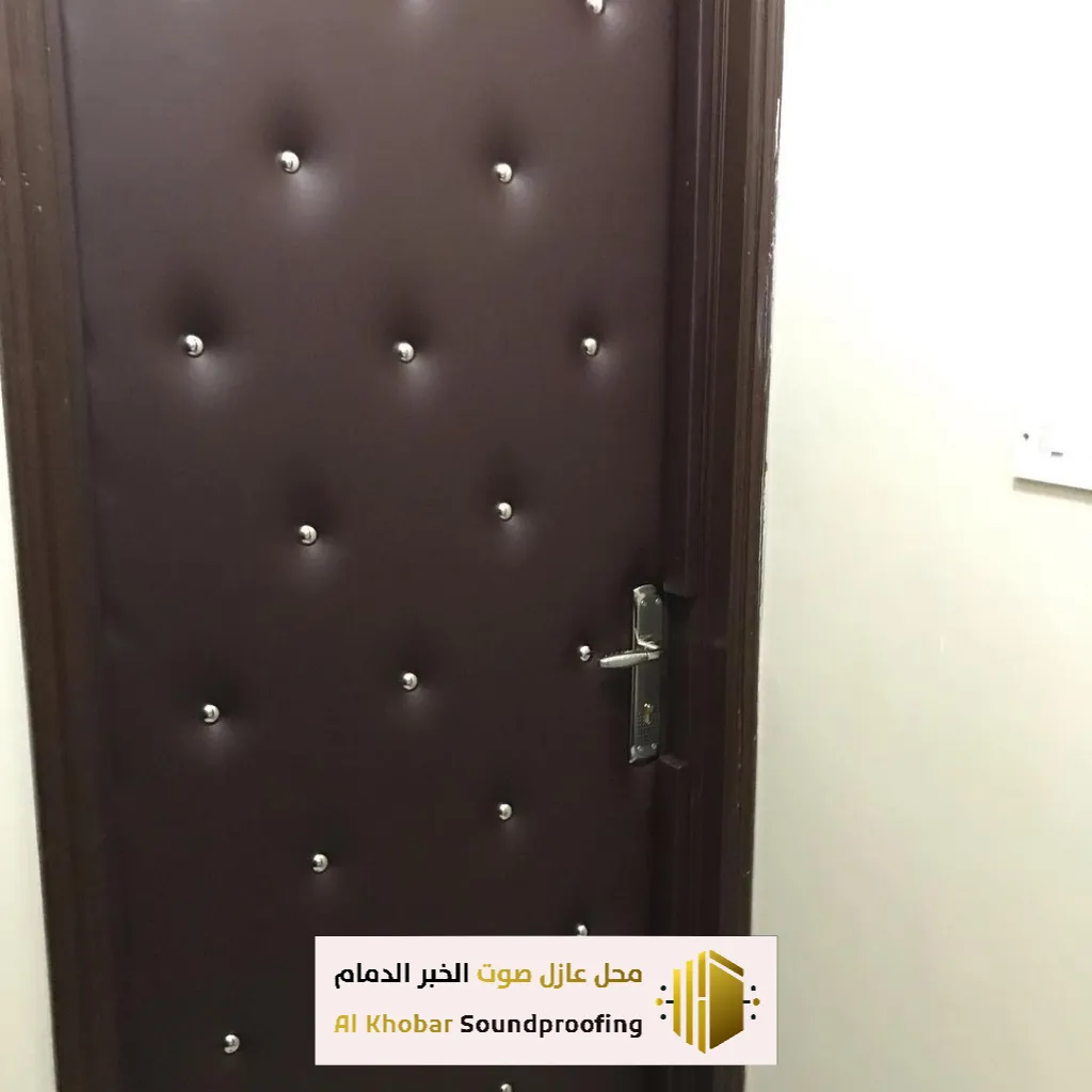 تركيب عازل صوت للأبواب في القط