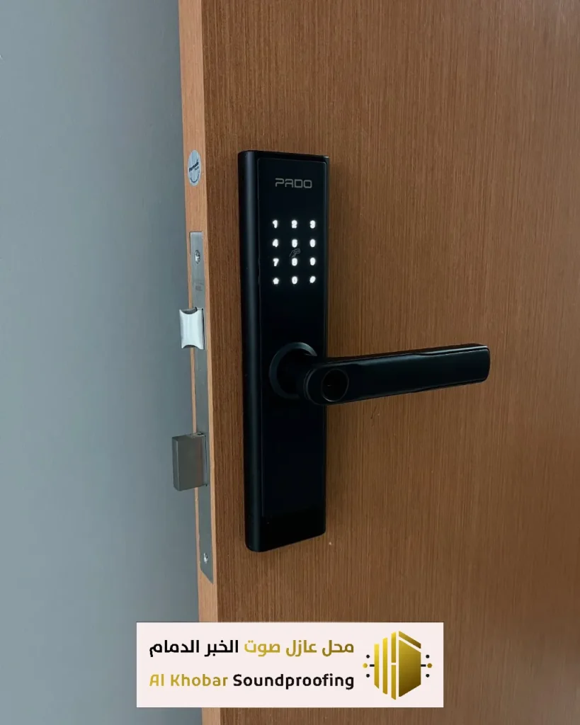 خطوات تركيب قفل باب ذكي